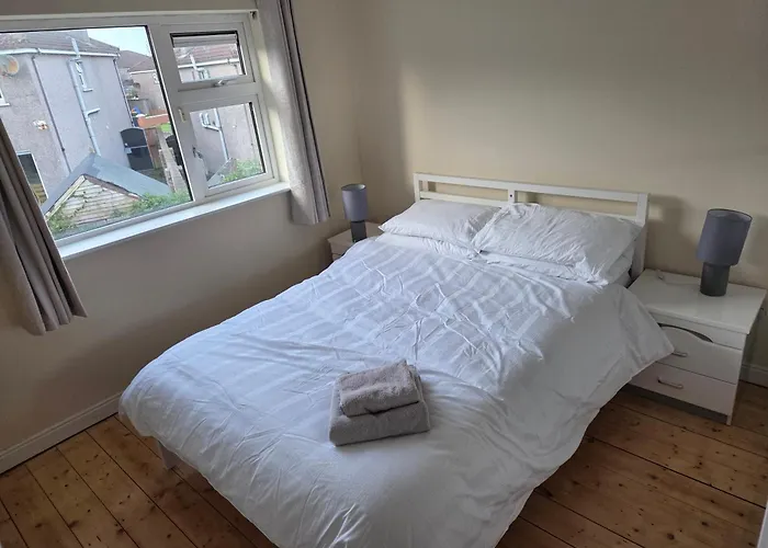 펜션 Eagle Valley , Wilton 4br Extended Near Cuh & Ucc 코크