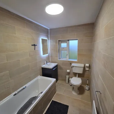 度假居 Eagle Valley , Wilton 4br Extended Near Cuh & Ucc 科克